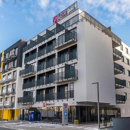 Focus Hotel Познань Экстерьер фото