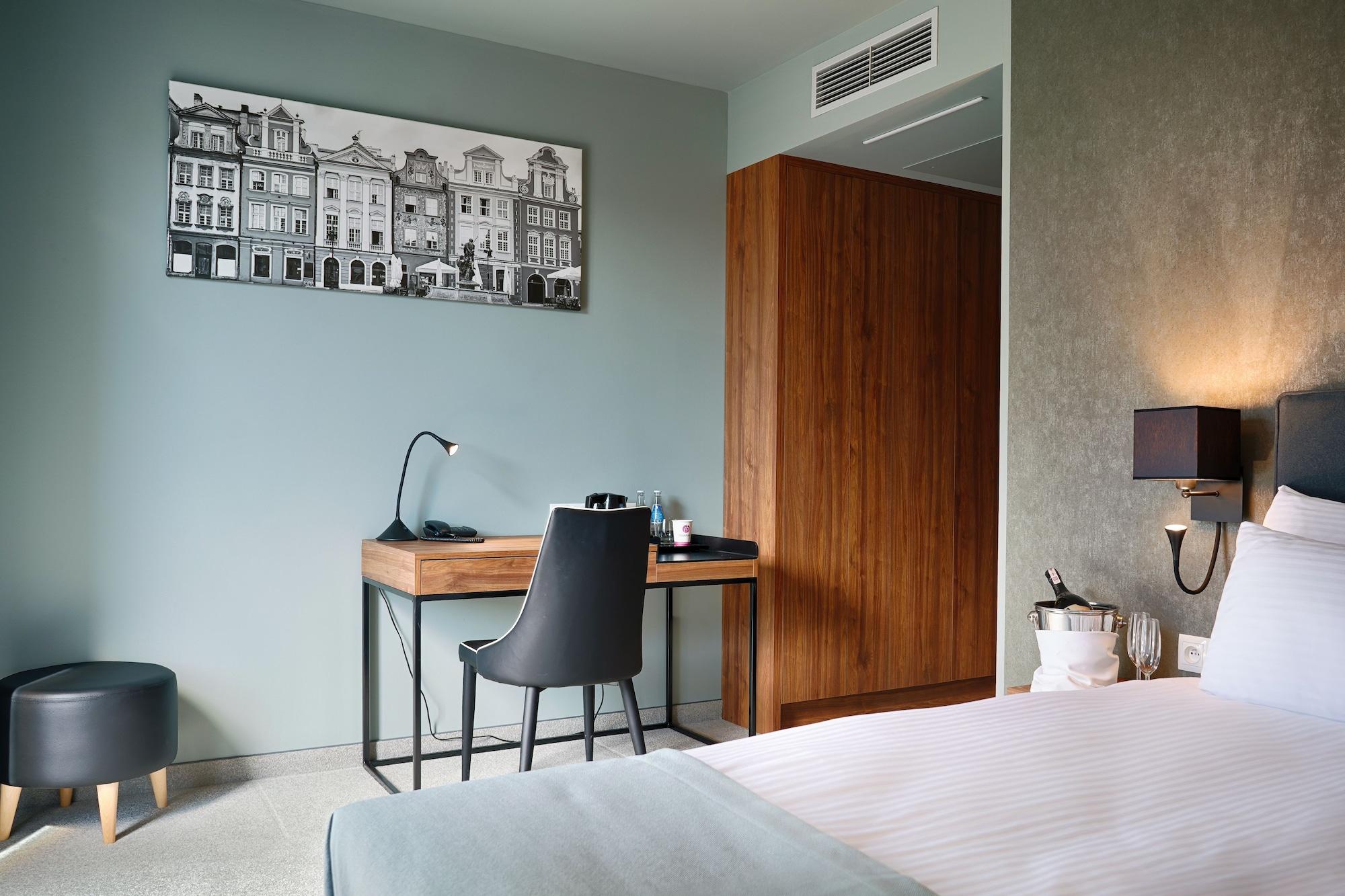 Focus Hotel Познань Экстерьер фото