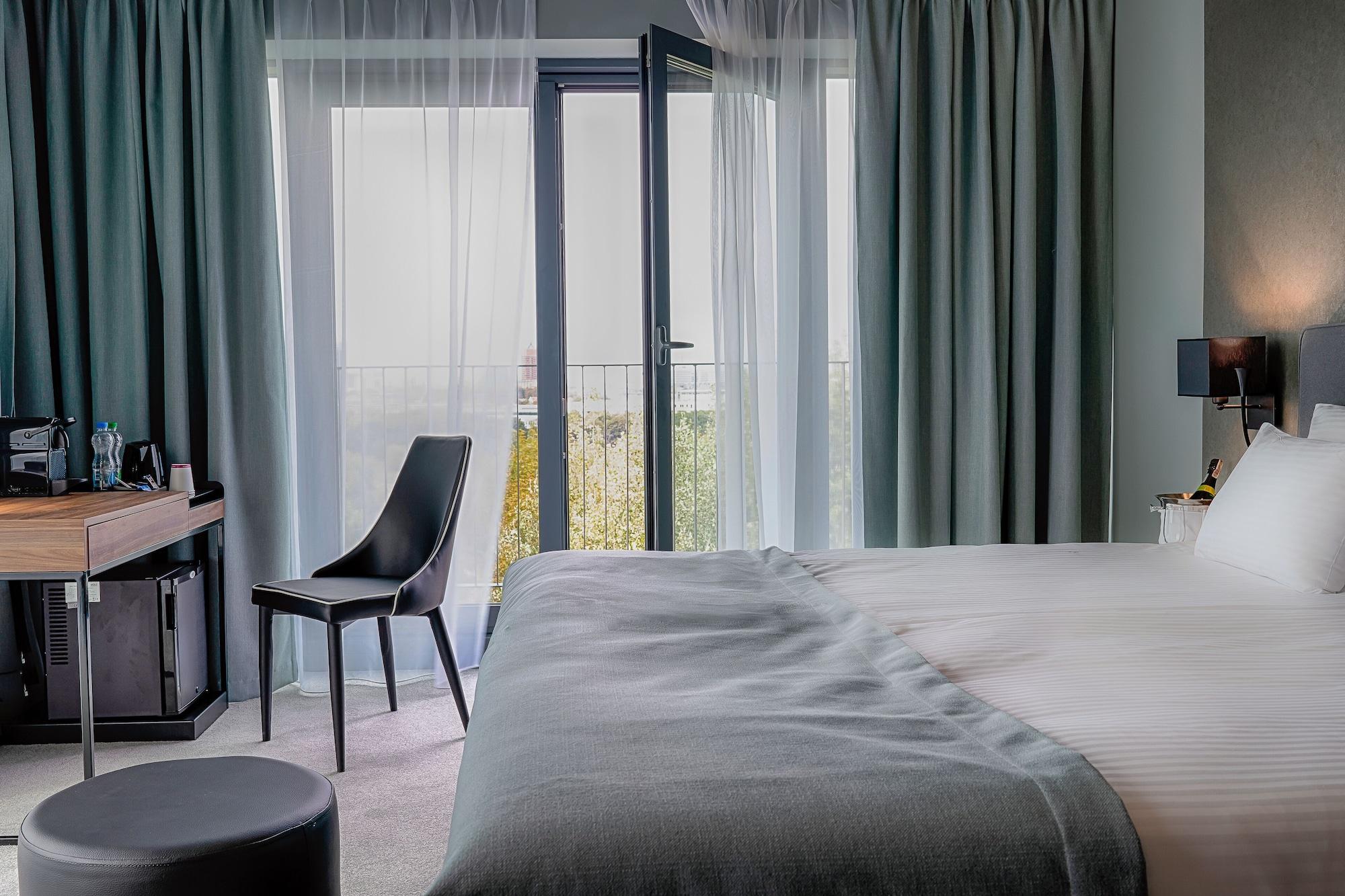 Focus Hotel Познань Экстерьер фото