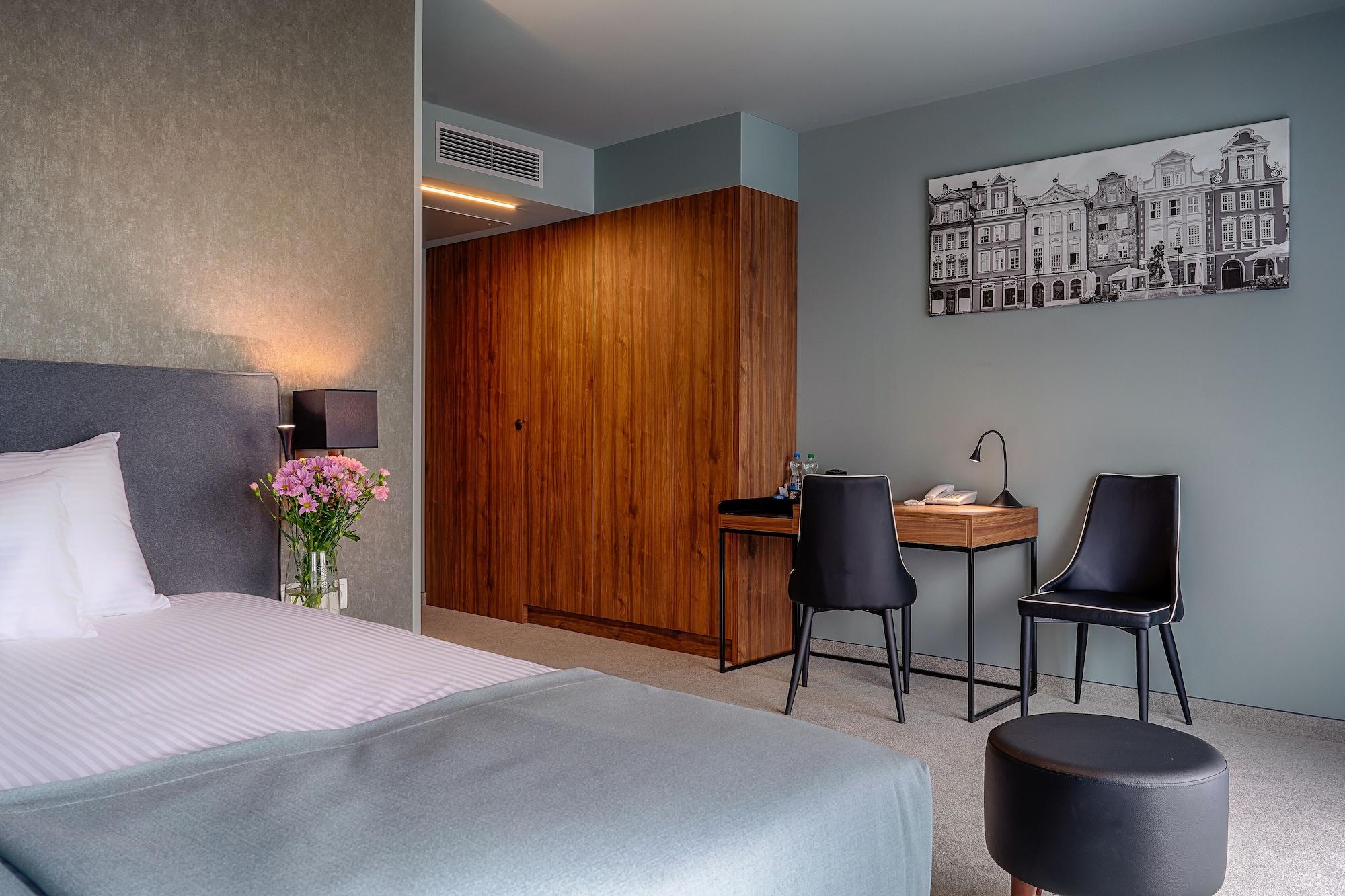 Focus Hotel Познань Экстерьер фото