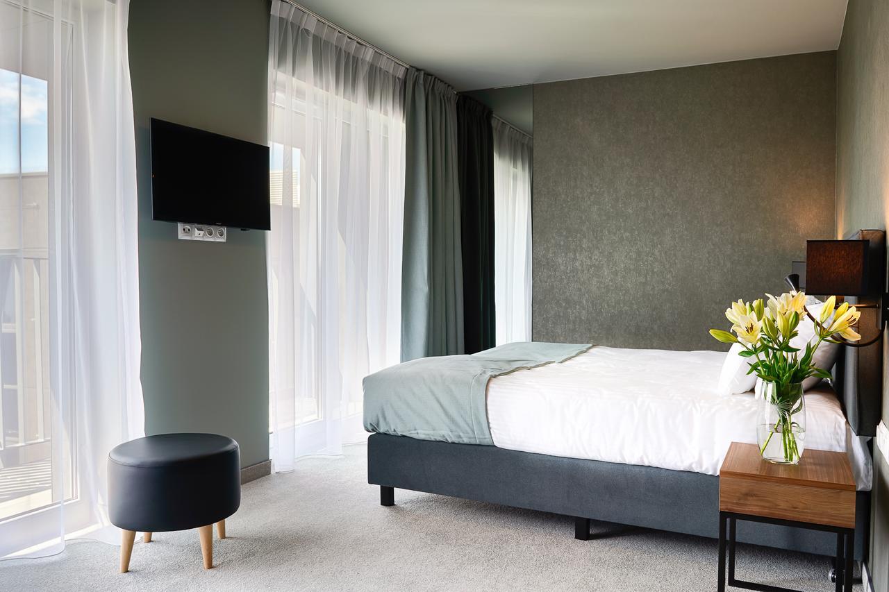 Focus Hotel Познань Экстерьер фото